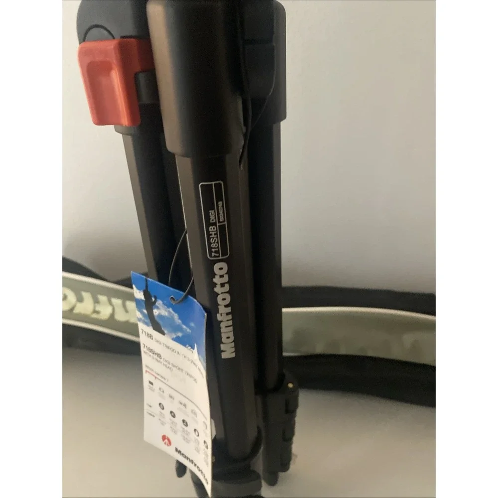 Manfrotto Black 718B Digi Tripod With 3-way Head With Carry Bag.